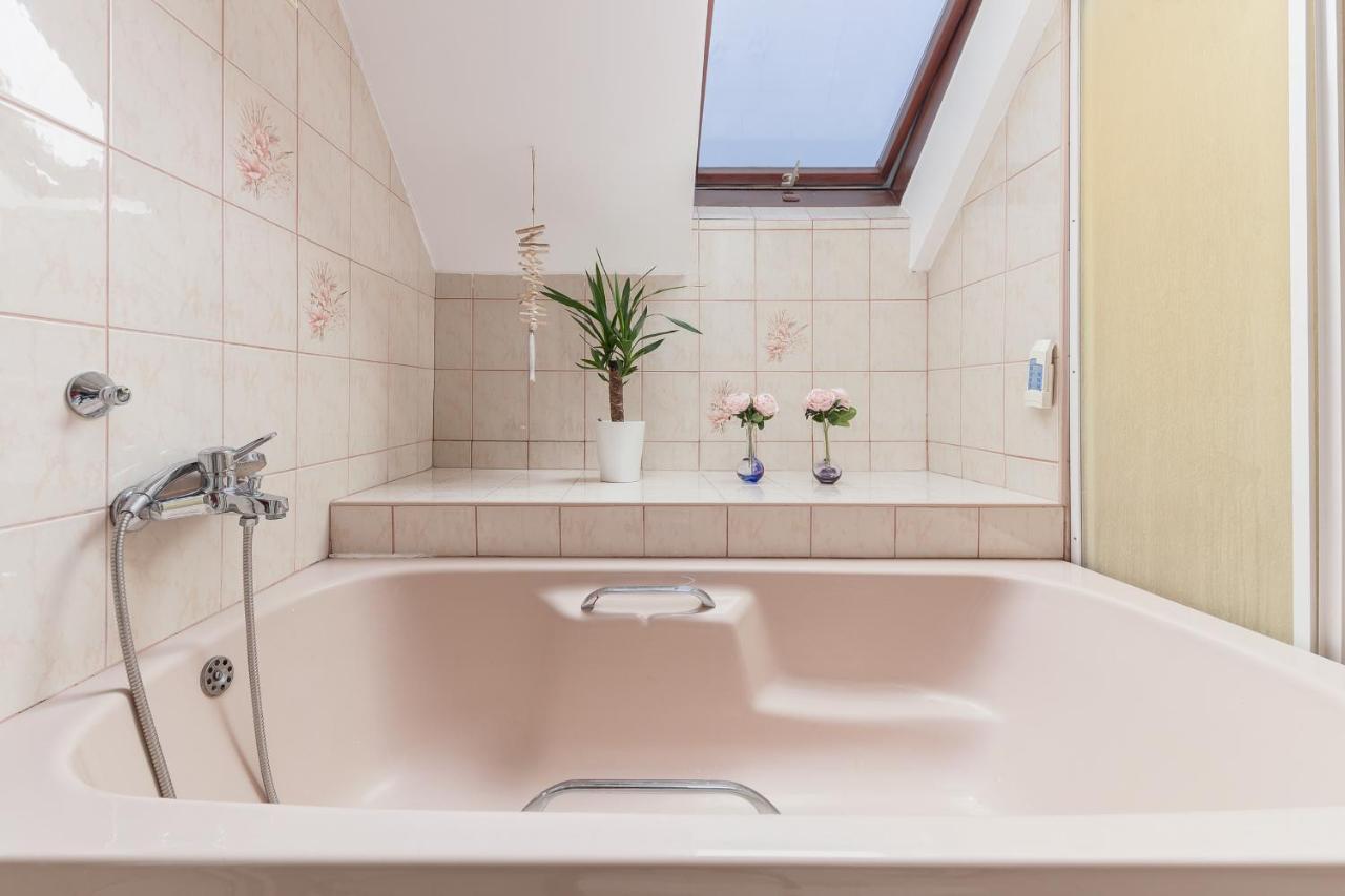 Apartma Lea Slovenj Gradec Ngoại thất bức ảnh